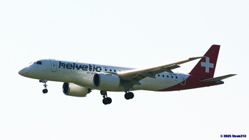 Embraer E190-E2(HB-AZC) Helvetic AirwaysLX1073 Frankfurt / Main – Zürich