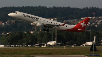 Embraer E190LR(HB-JVM) Helvetic AirwaysLX424 Zürich – Birmingham